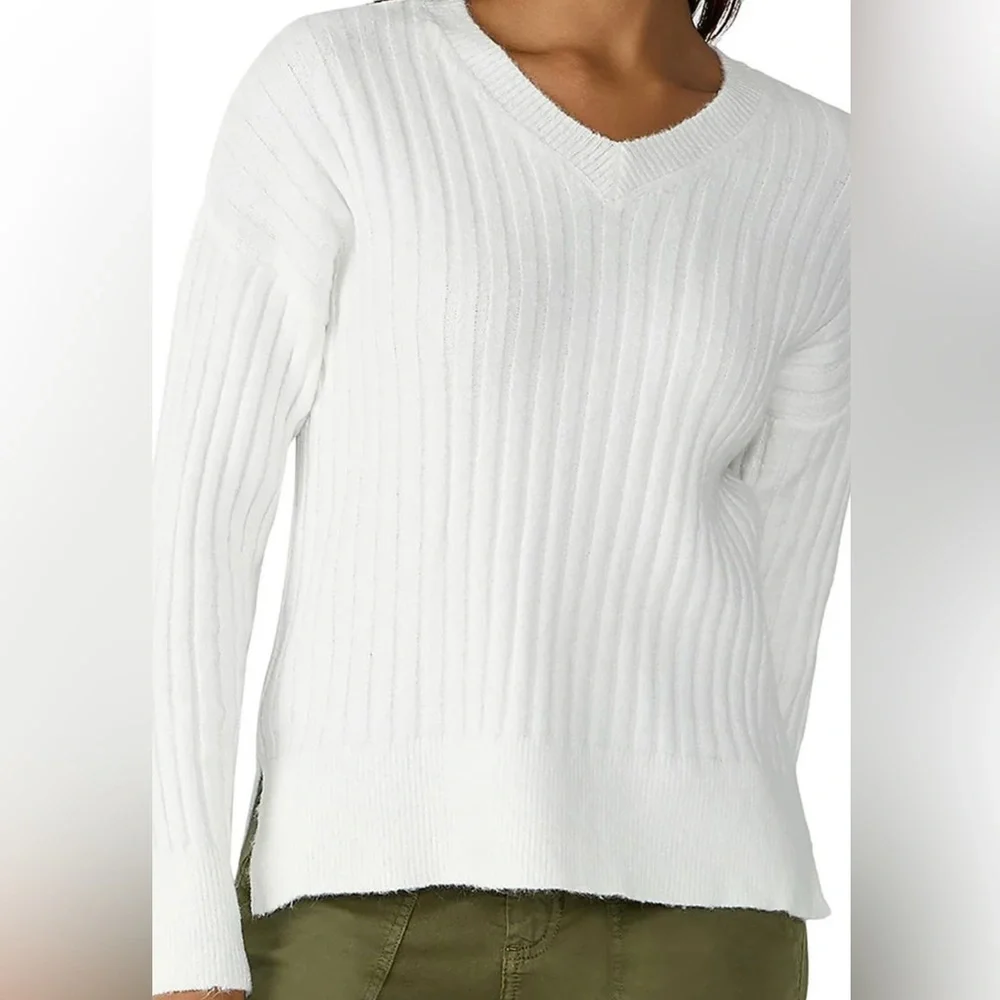 NWT SANCTUARY RIBBED V-NECK SWEATER - Picture 4 of 4